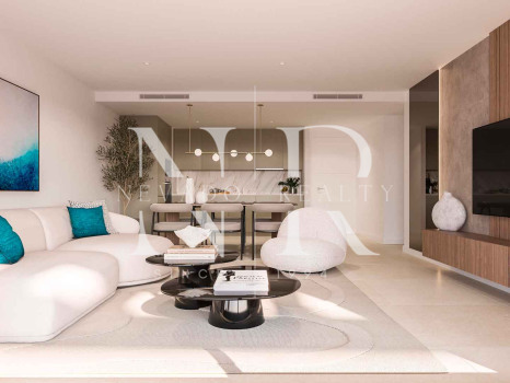 Capri, Apartamentos y áticos en Estepona Este con vistas al mar en venta