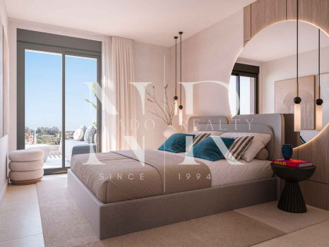 Capri, Apartamentos y áticos en Estepona Este con vistas al mar en venta