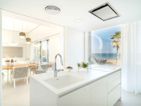 Beachfront apartments in Estepona