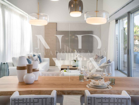 Beachfront apartments in Estepona