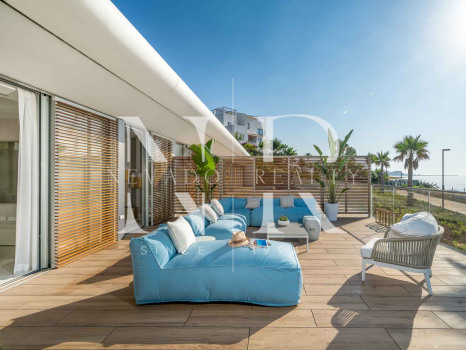 Beachfront apartments in Estepona