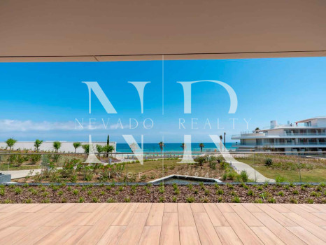 Beachfront apartments in Estepona
