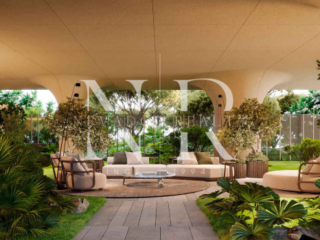 Beachfront Penthouses & Apartments for Sale in Estepona