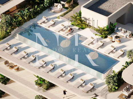 Beachfront Penthouses & Apartments for Sale in Estepona