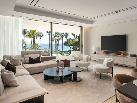Beachfront Penthouses & Apartments for Sale in Estepona