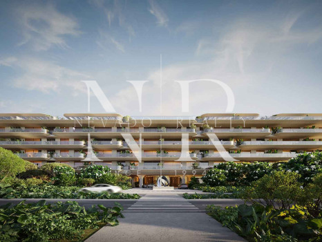 Beachfront Penthouses & Apartments for Sale in Estepona