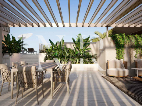 Beachfront Penthouses & Apartments for Sale in Estepona