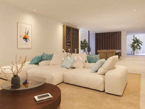 Une nouvelle collection de 10 villas de luxe en première ligne de golf à Estepona