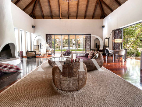 Development of villas for sale in Estepona