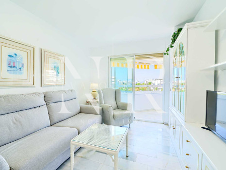 Apartamento en Marbella centro en segunda linea de playa en venta