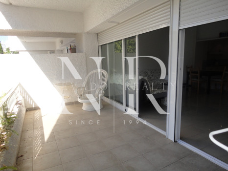 Bonito apartamento situado en un complejo de segunda linea de playa