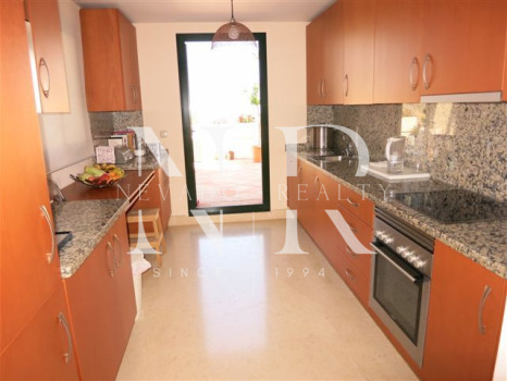 Penthouse dans l'urbanisation Capanes del Golf avec vues panoramiques à vendre
