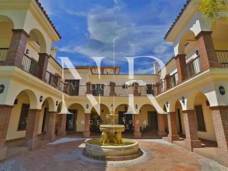 Villa en la Milla de oro en alquiler