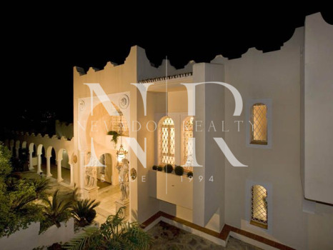 Villa in Nueva Andalucia for rent