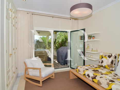 Apartment in Mirador del Príncipe, Marbella Golden Mile, for sale