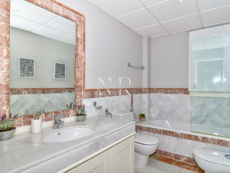 Apartamento en Mirador del Príncipe, Marbella Golden Mile, en venta