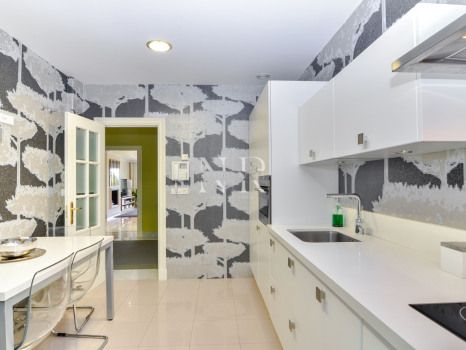 Apartamento en Mirador del Príncipe, Marbella Golden Mile, en venta