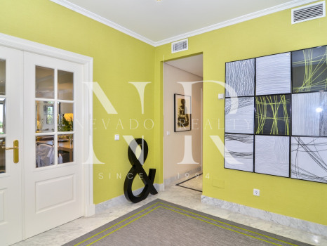 Apartment in Mirador del Príncipe, Marbella Golden Mile, for sale