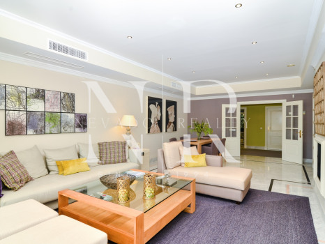 Apartment in Mirador del Príncipe, Marbella Golden Mile, for sale