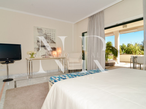 Apartment in Mirador del Príncipe, Marbella Golden Mile, for sale