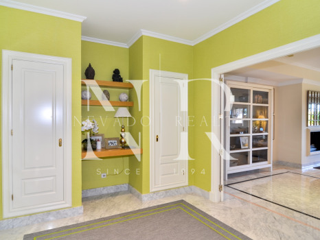 Apartment in Mirador del Príncipe, Marbella Golden Mile, for sale