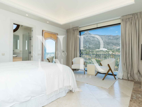 Villa in Lomas de Marbella club with mountain views for long term rental