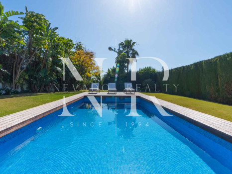 Villa in Lomas de Marbella club with mountain views for long term rental