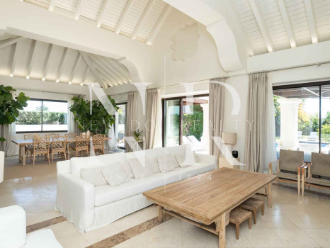 Villa in Lomas de Marbella club with mountain views for long term rental