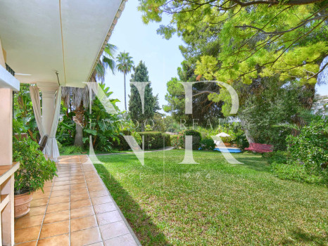 Villa en La Merced en Marbella centro muy cerca playa en venta