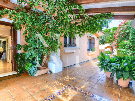 Villa en La Merced en Marbella centro muy cerca playa en venta