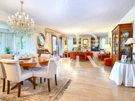 Villa en La Merced en Marbella centro muy cerca playa en venta