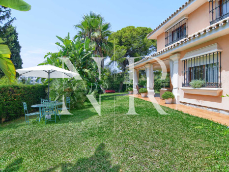 Villa en La Merced en Marbella centro muy cerca playa en venta