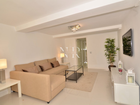 Villa en Elviria con preciosas vistas al mar en venta