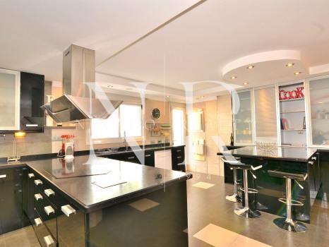 Villa in Elviria with beautiful sea views for sale