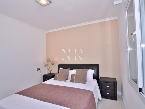 Villa en Elviria con preciosas vistas al mar en venta