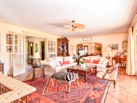 Villa en Pavona Real, Marbella centro, en venta