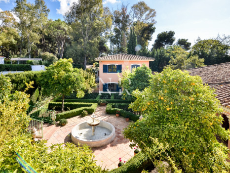 Villa en Pavona Real, Marbella centro, en venta