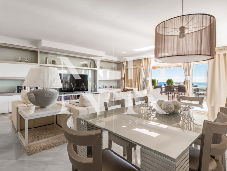 Penthouse à Don Gonzalo avec vue panoramique et piscine privée à vendre
