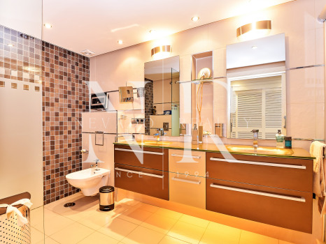 Penthouse à Don Gonzalo avec vue panoramique et piscine privée à vendre