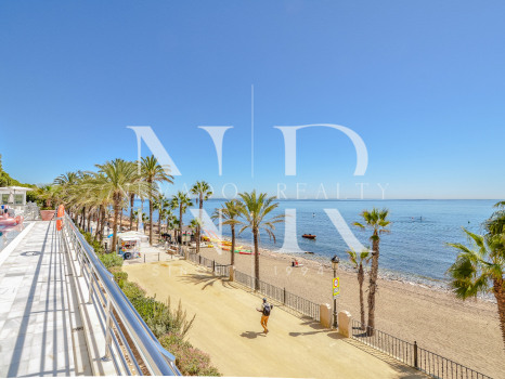 Appartement à Marina Mariola, en première ligne de plage sur la Golden Mile, à vendre
