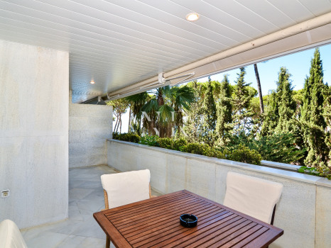 Appartement à Marina Mariola, en première ligne de plage sur la Golden Mile, à vendre