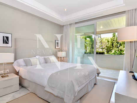 Appartement à Marina Mariola, en première ligne de plage sur la Golden Mile, à vendre