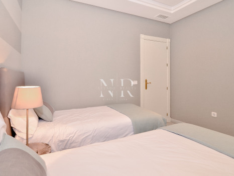 Appartement à Marina Mariola, en première ligne de plage sur la Golden Mile, à vendre