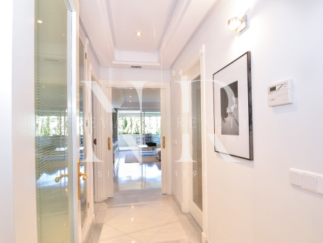 Appartement à Marina Mariola, en première ligne de plage sur la Golden Mile, à vendre