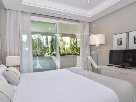 Appartement à Marina Mariola, en première ligne de plage sur la Golden Mile, à vendre