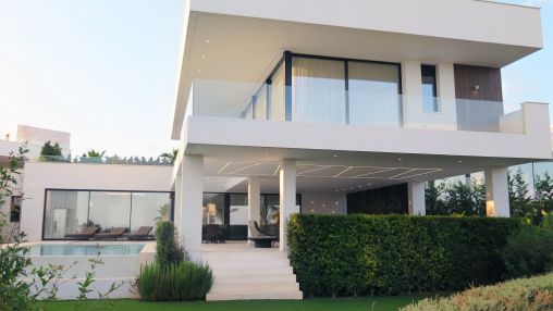 La Alqueria: Modern design villa with stunning views
