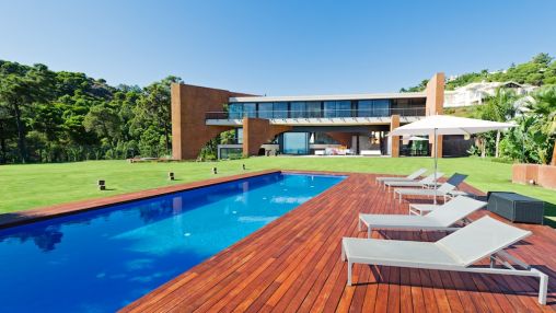 La Reserva de Alcuzcuz: Exceptional contemporary villa