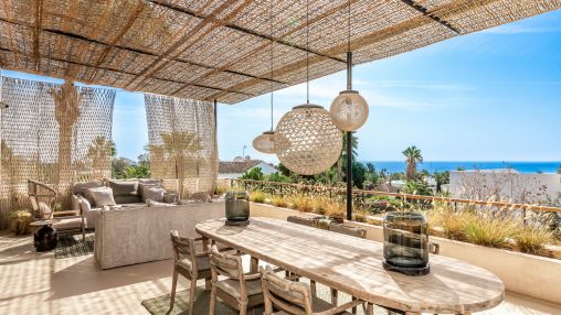 Marbesa: Outstanding Mediterranean style villa beachside