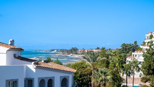 Puerto Banús: Magnificent apartment with views of the bay