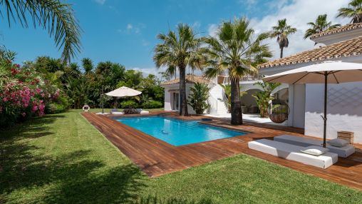 Villa neben dem Strand in Marbella Ost